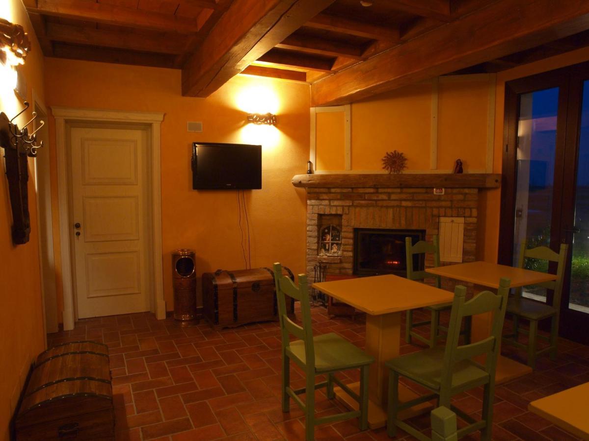 Agriturismo Al Navile Malalbergo Exterior foto
